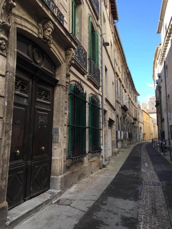 Avec Terrasse Sur Cour, Authentique, Calme * Avignon