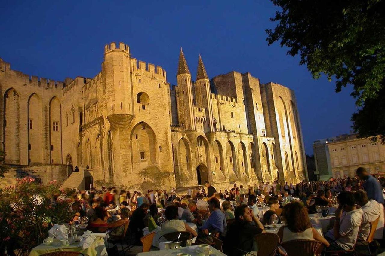 Avec Terrasse Sur Cour, Authentique, Calme